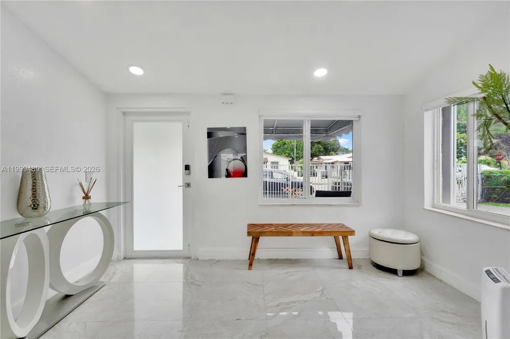 4310 SW 7th St, Miami, FL 33134