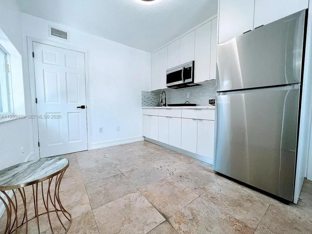 4310 SW 7th St, Miami, FL 33134