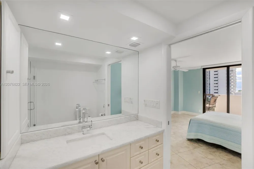 1361 S Ocean Blvd, Pompano Beach, FL 33062