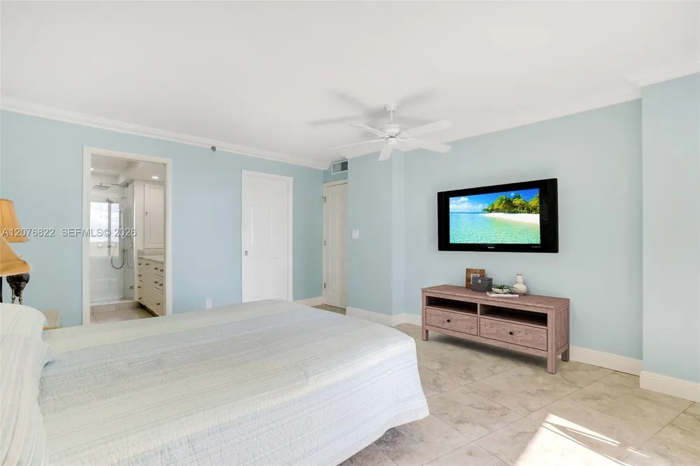 1361 S Ocean Blvd, Pompano Beach, FL 33062