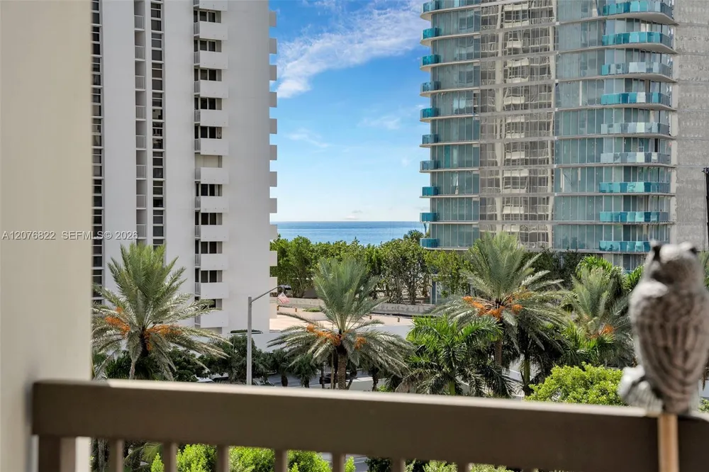 1361 S Ocean Blvd, Pompano Beach, FL 33062