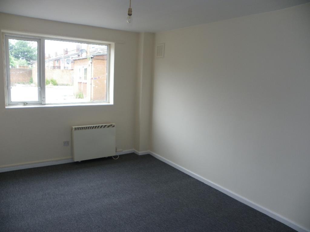 Compton Court, Coventry, CV6 Image 2