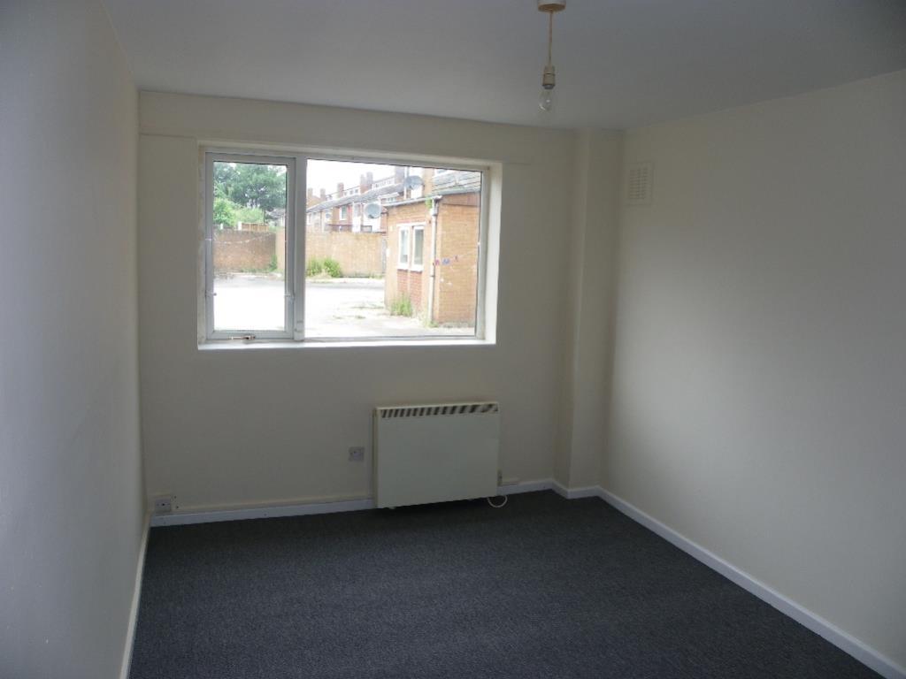 Compton Court, Coventry, CV6 Image 8