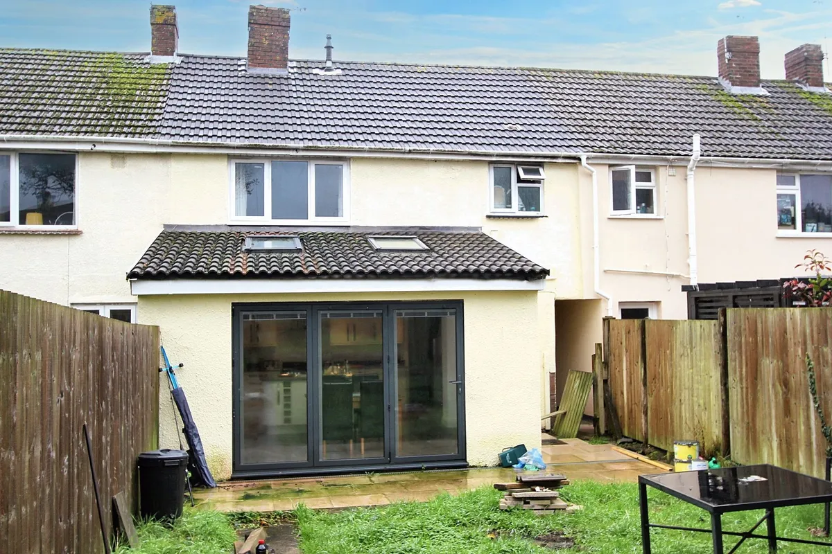 Fitzhamon Avenue, Llantwit Major, CF61