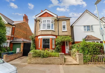 Mildred Avenue, Watford, WD18