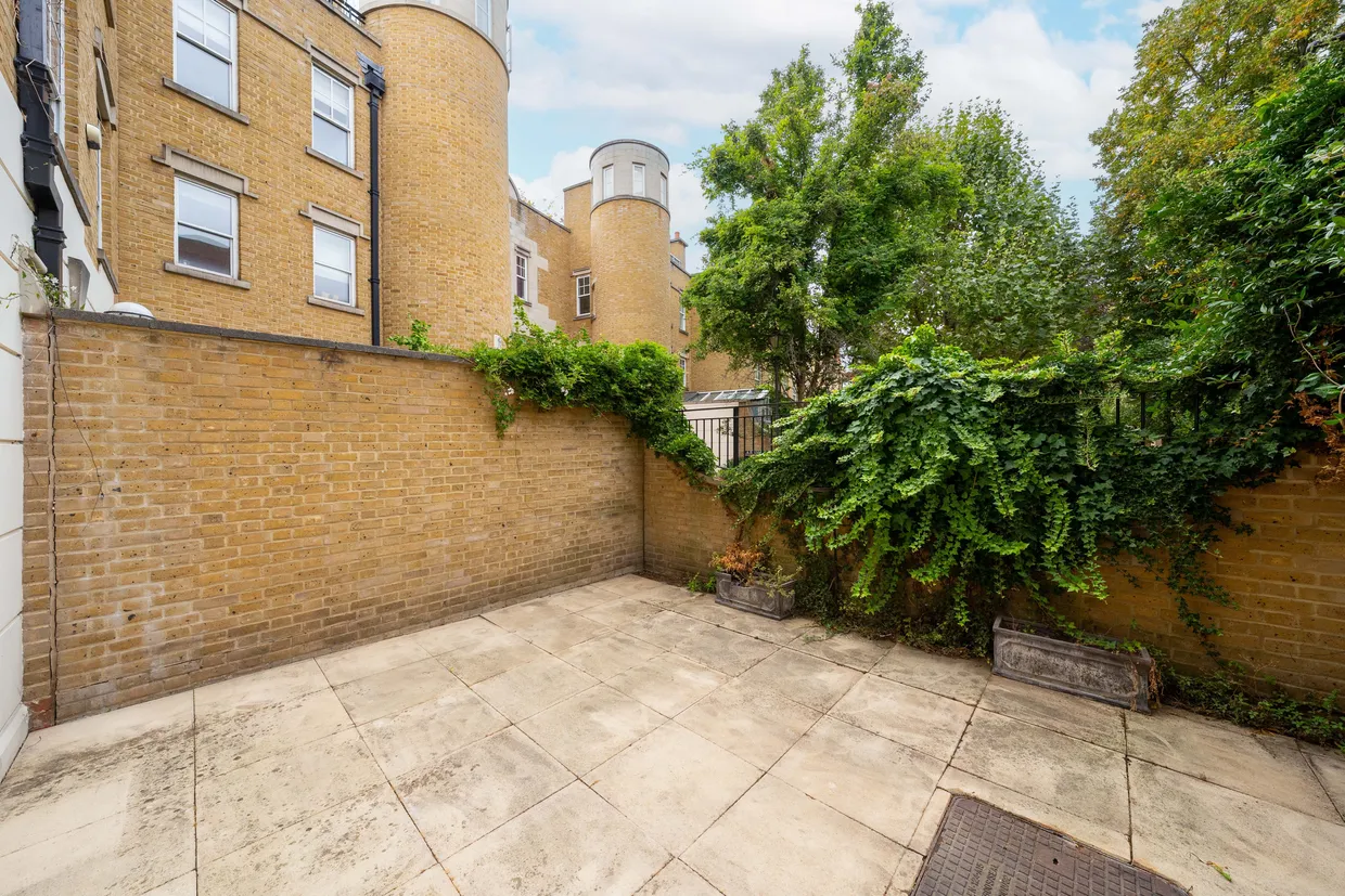 Lindsay Square, London, SW1V photo 12