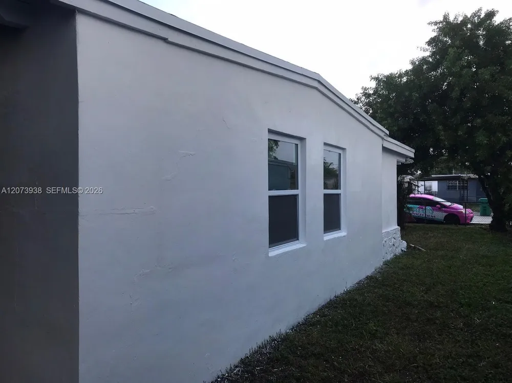1920 Rutland St, Opa Locka, FL 33054