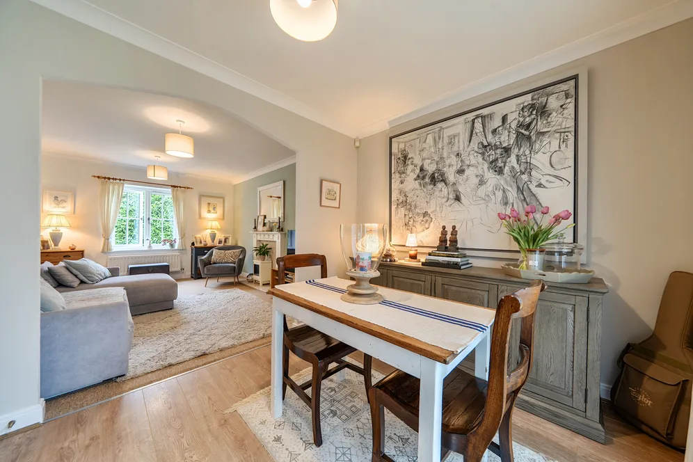 Morris Drive, Billingshurst, RH14 photo 13