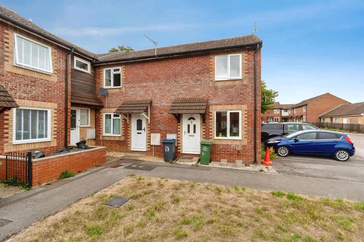 Hewlett Close, Chippenham