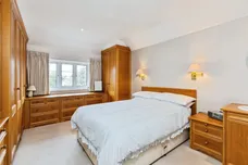 Redhatch Drive, Earley, Reading
