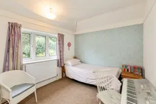 Redhatch Drive, Earley, Reading
