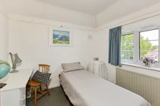 Redhatch Drive, Earley, Reading