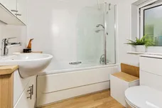 Redhatch Drive, Earley, Reading