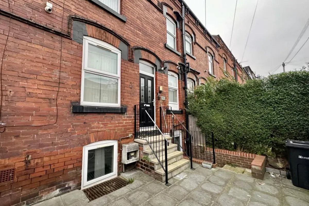 Bayswater Place, LEEDS