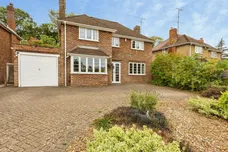 Redhatch Drive, Earley, Reading