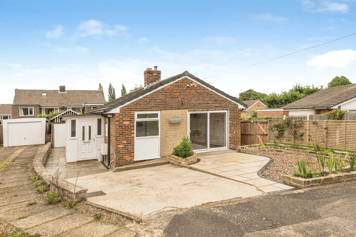 Jessop Avenue, Almondbury, Huddersfield