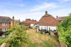 Morris Drive, Billingshurst, RH14 photo 3
