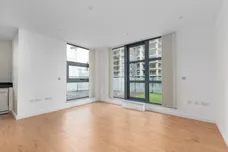 Manilla Street, London, E14 photo 9