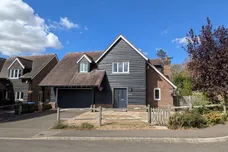 Peppersgate, Horsham, RH13 photo 1
