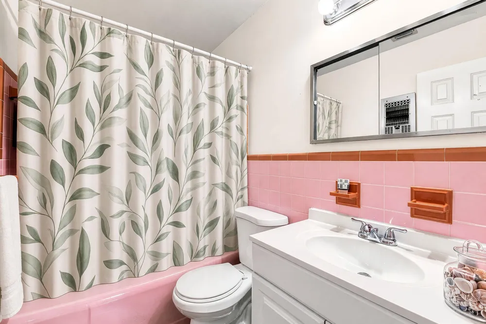 468 NW 48th St, Oakland Park, FL 33309