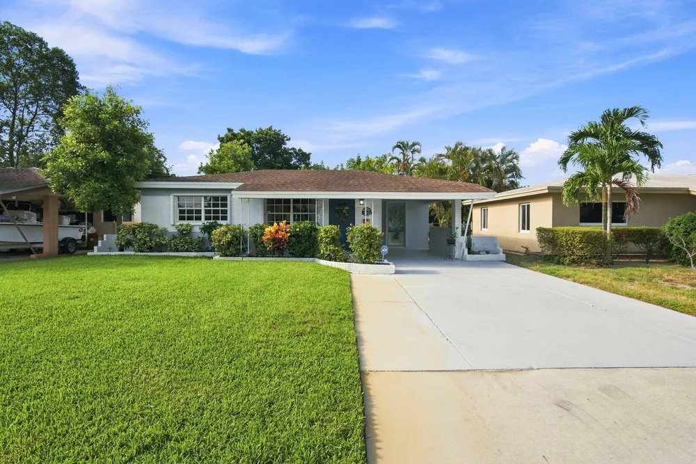 468 NW 48th St, Oakland Park, FL 33309