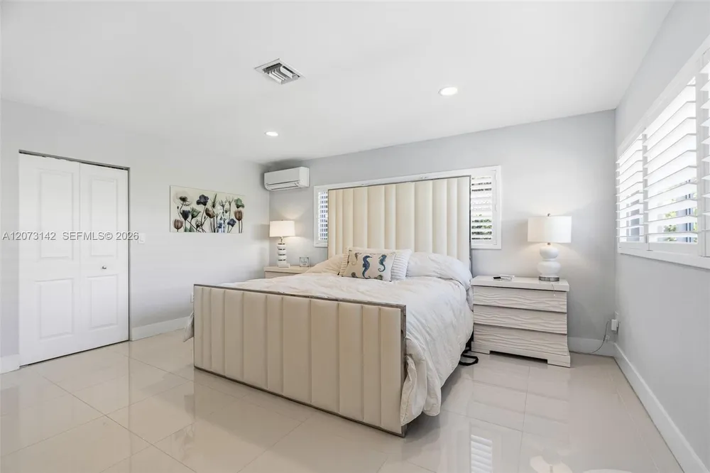 932 Bird Rd, Coral Gables, FL 33146