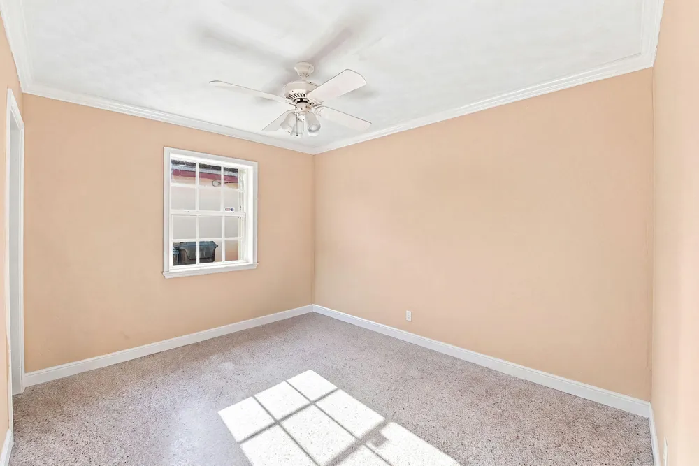 468 NW 48th St, Oakland Park, FL 33309