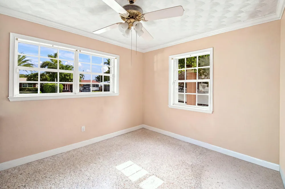 468 NW 48th St, Oakland Park, FL 33309