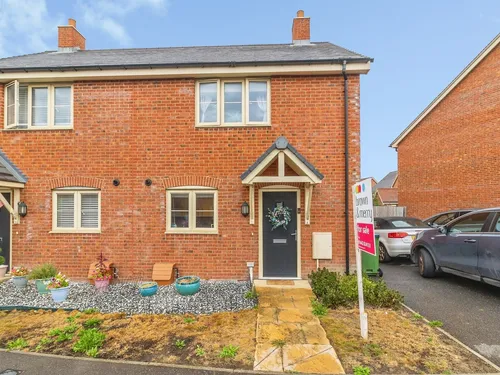 Chapel Drive, Aston Clinton, AYLESBURYphoto