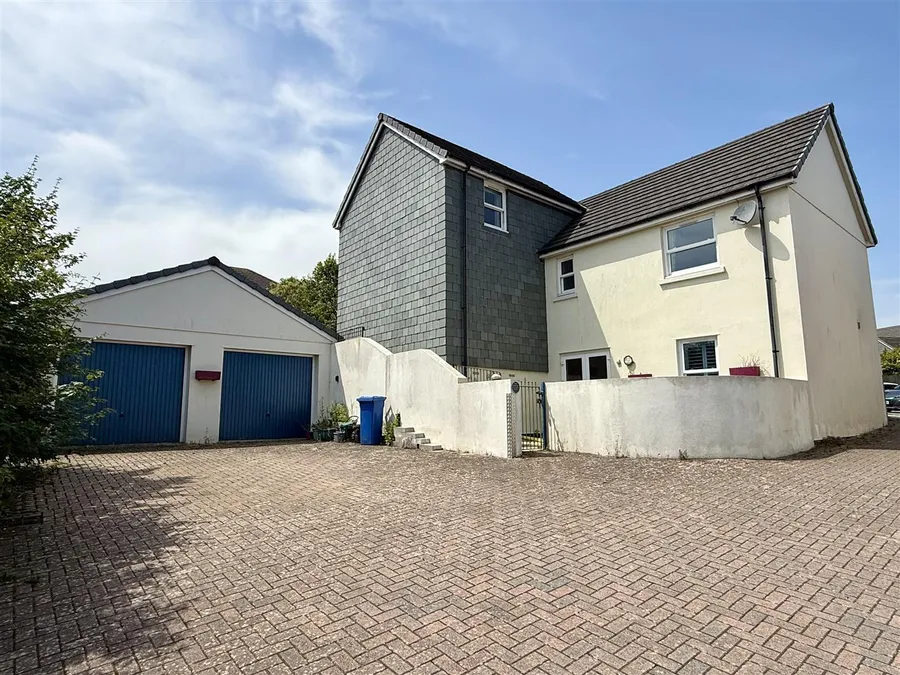 Property Image 9