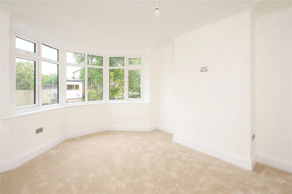 Hawks Nest Gardens West, Alwoodley, LS17