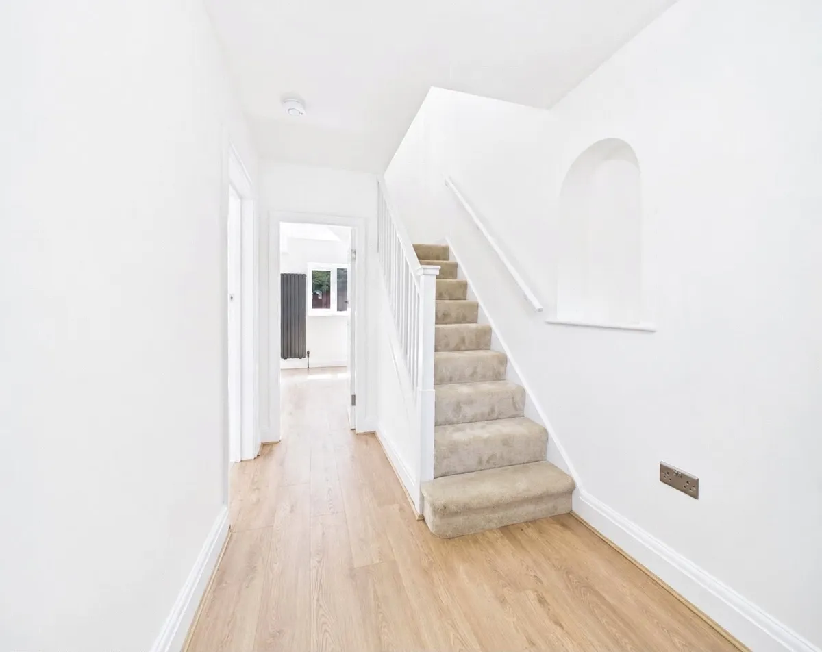 Hawks Nest Gardens West, Alwoodley, LS17