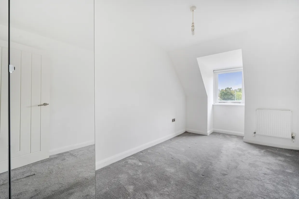 331 Uxbridge Road Rickmansworth WD3 photo 3