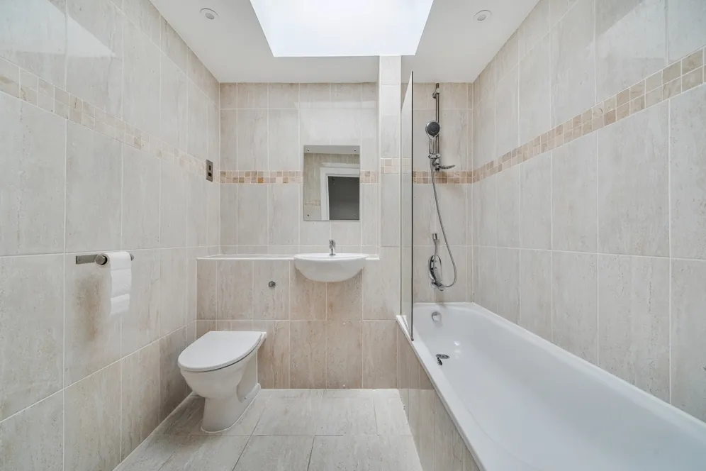 331 Uxbridge Road Rickmansworth WD3 photo 4