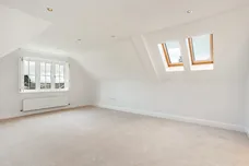 Finchampstead Road, Wokingham RG41 photo 5