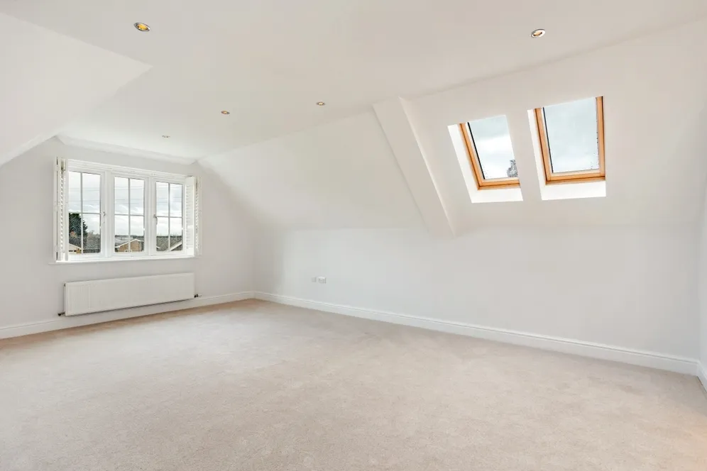 Finchampstead Road, Wokingham RG41 photo 5