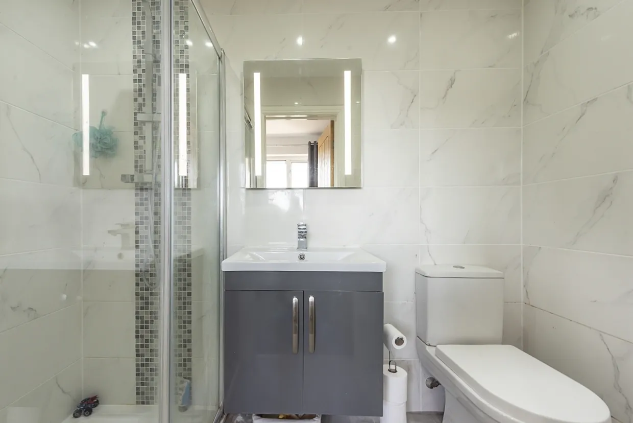 Eastcote Drive Harpenden AL5 photo 8