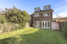 Eastcote Drive Harpenden AL5 photo 11