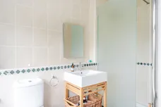 Perrymead Bath BA2 photo 20