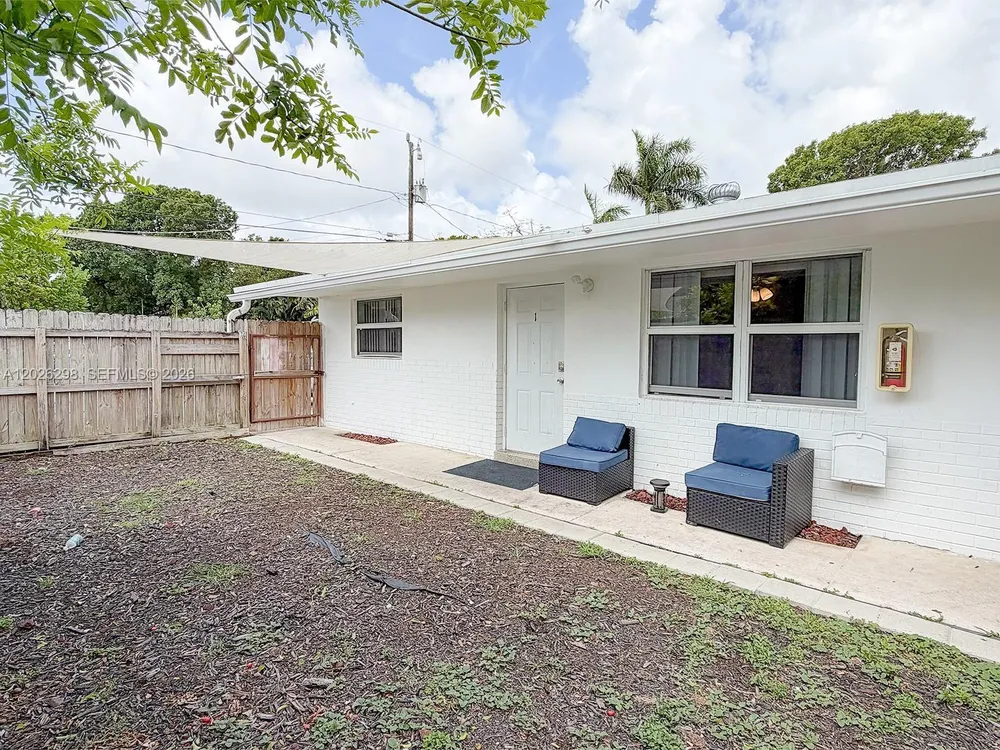 1827 SW 21st St, Fort Lauderdale, FL 33315