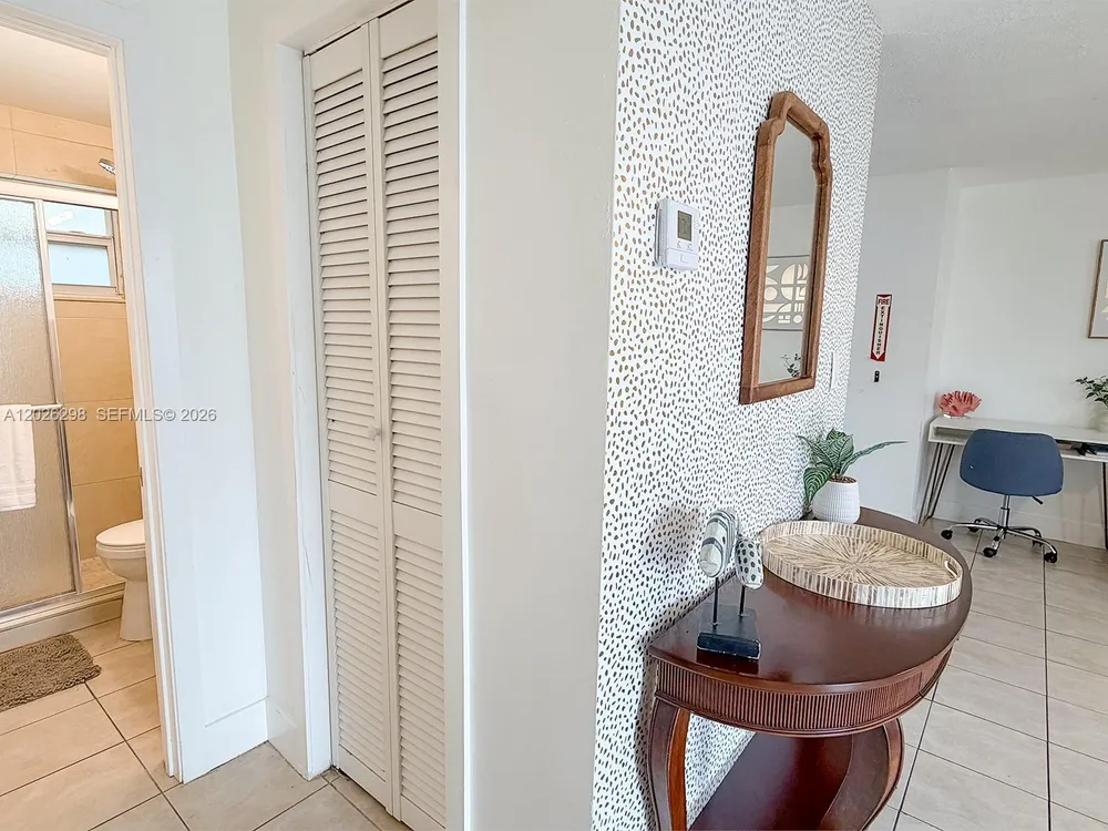 1827 SW 21st St, Fort Lauderdale, FL 33315
