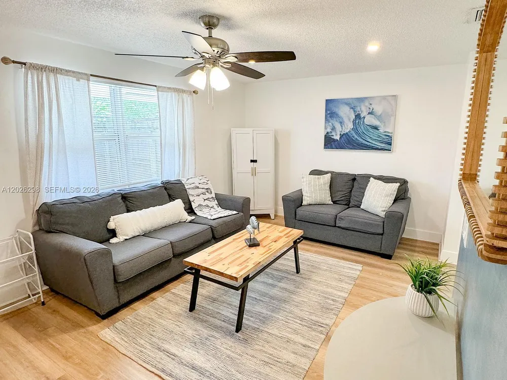 1827 SW 21st St, Fort Lauderdale, FL 33315