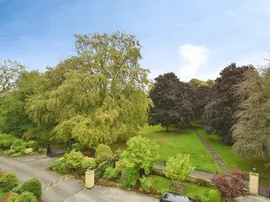 Victoria Road, Harrogate thumb 2