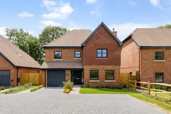 Oakland Grove, Ridgley Road, Godalming, GU8