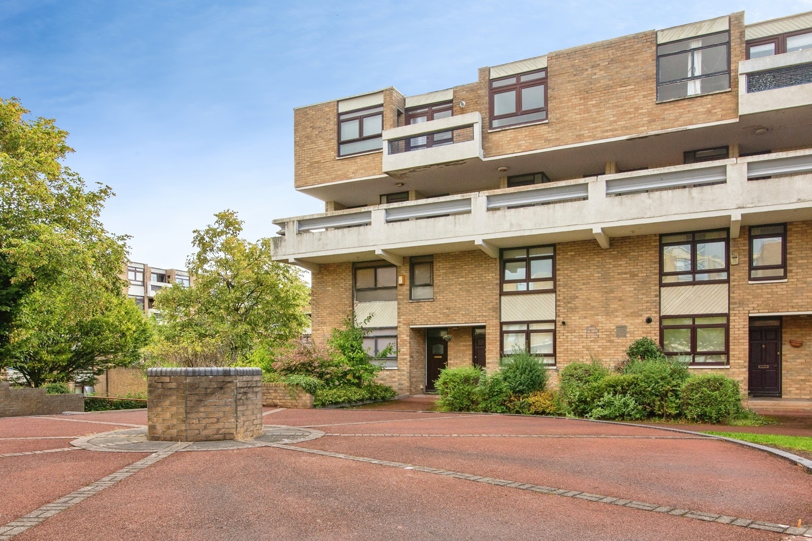 Neville Court