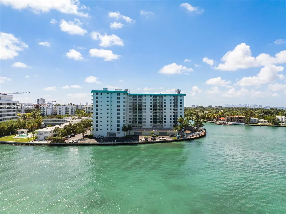 10350 W Bay Harbor Dr, Bay Harbor Islands, FL 33154