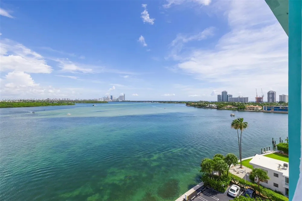 10350 W Bay Harbor Dr, Bay Harbor Islands, FL 33154
