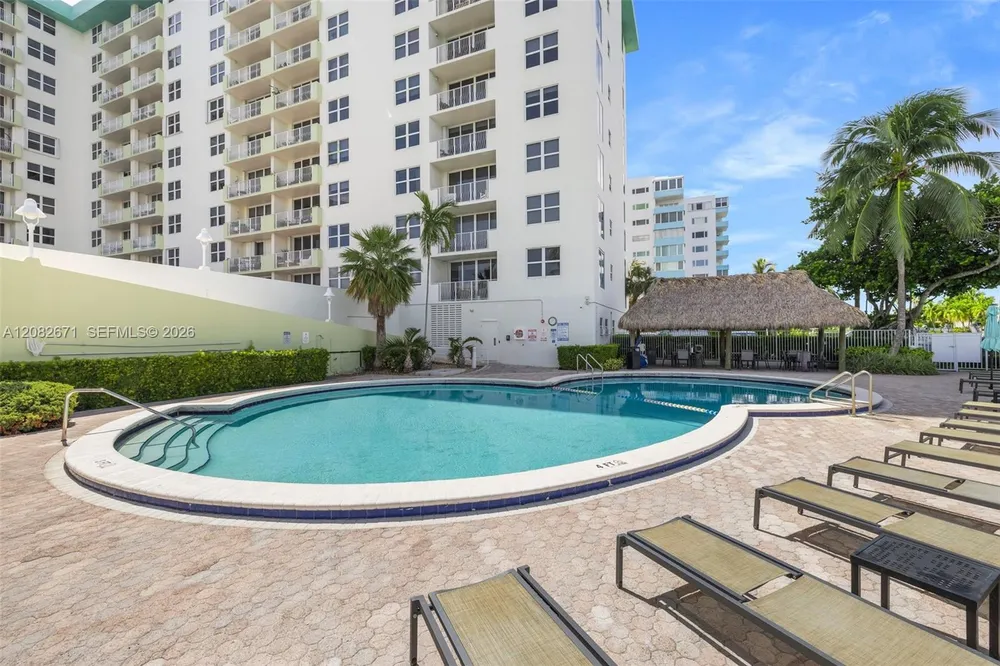 10350 W Bay Harbor Dr, Bay Harbor Islands, FL 33154
