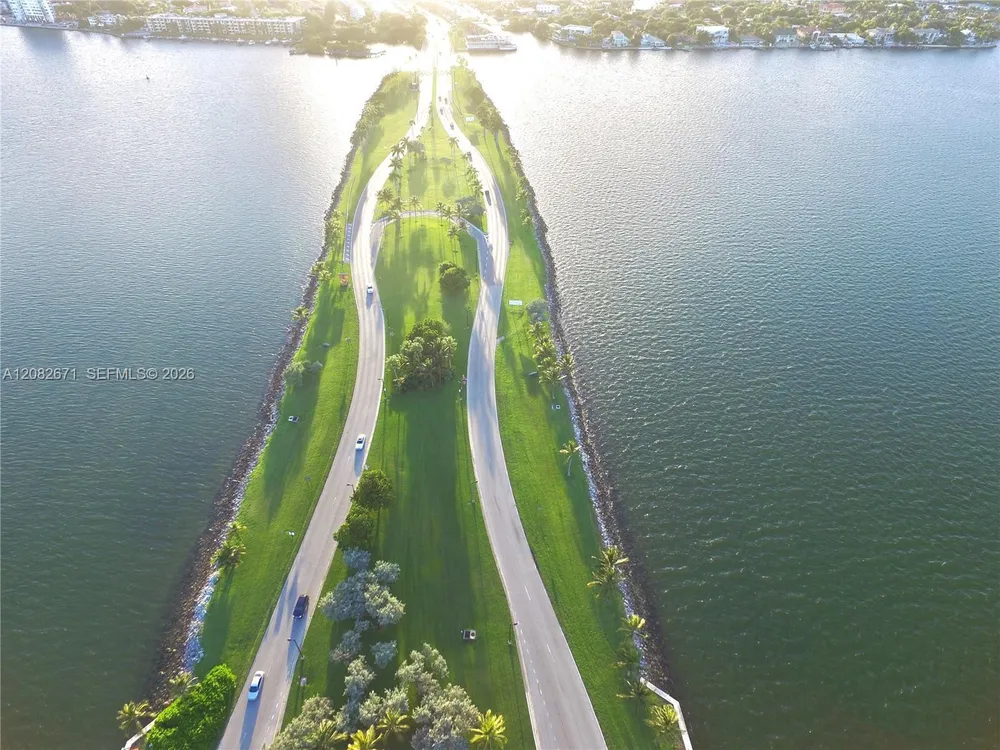 10350 W Bay Harbor Dr, Bay Harbor Islands, FL 33154