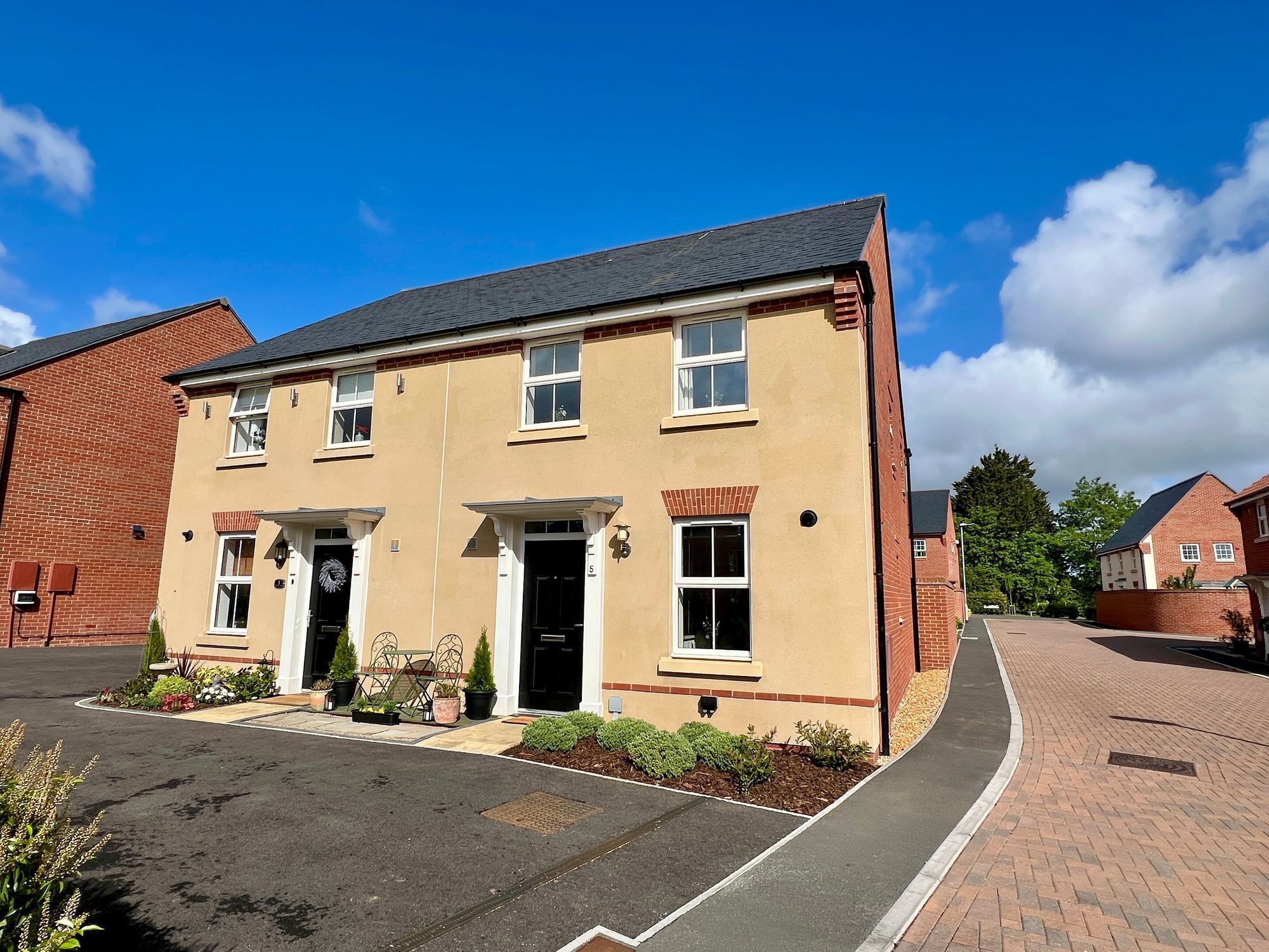 Stawell Road, Bishops Lydeard - NO onward chain! Image 1